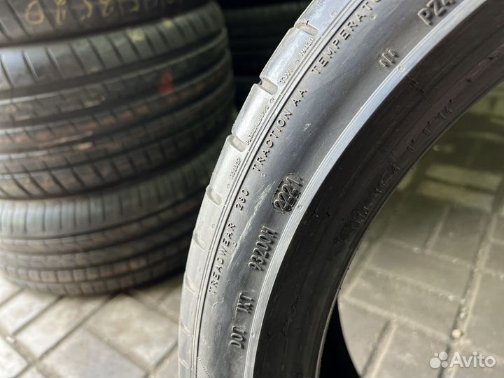 Pirelli P Zero PZ4 245/40 R19