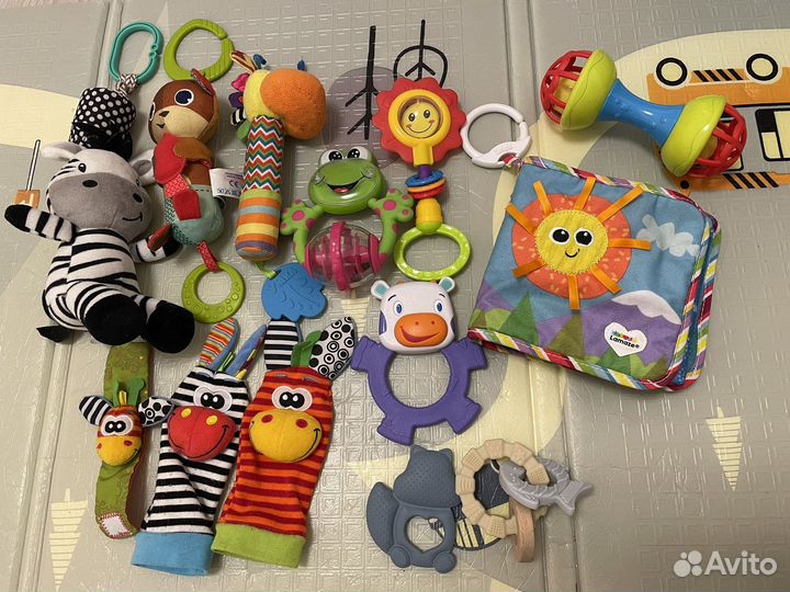 Игрушки для малыша 0+