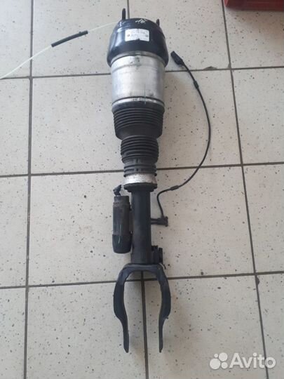 Стойка амортизатора (Пневмоподвеска) передняя