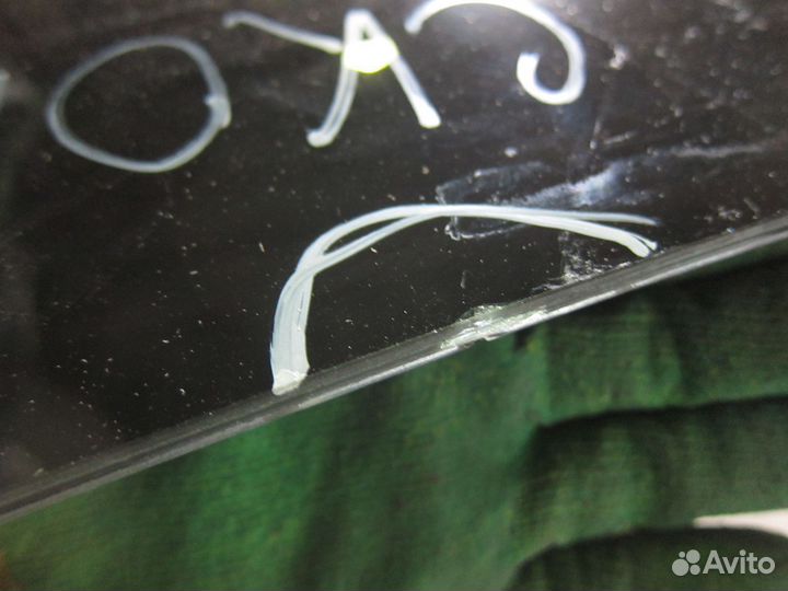 Стекло лобовое Kia Venga