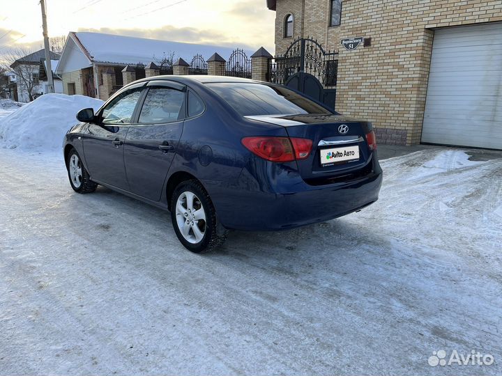 Hyundai Elantra 1.6 МТ, 2010, 196 915 км