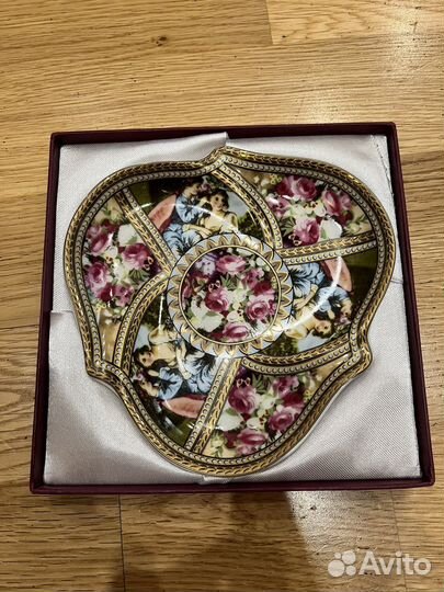 Керамическое блюдо 14 см новое