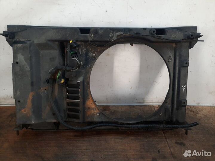 Диффузор (кожух) вентилятора Peugeot 307 хэтчбэк 5