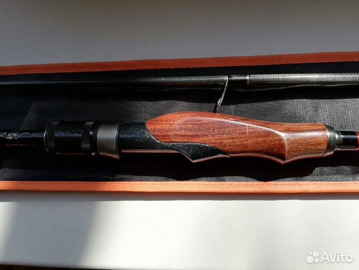Спиннинг Lucky John One Sensoric 712MF