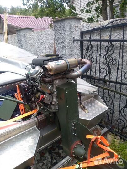 Лодочный мотор болотоход 30 л.с