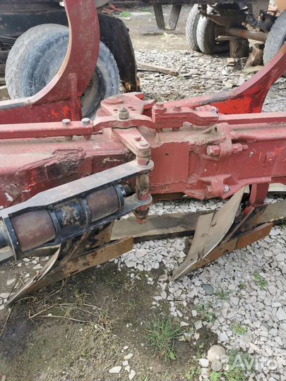 Плуг Gregoire Besson 5-7 корп. (RW9 (HRW9)), 2009