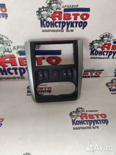 Кнопка панели Nissan Almera седан 4 1 2016