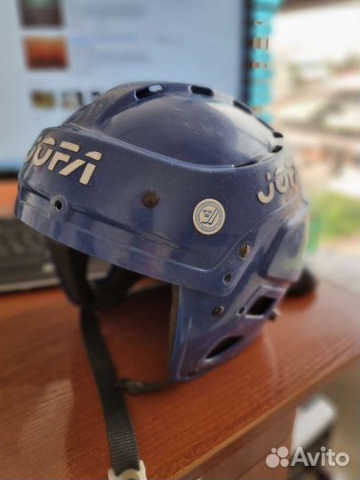 Шлем хоккейный jofa 390