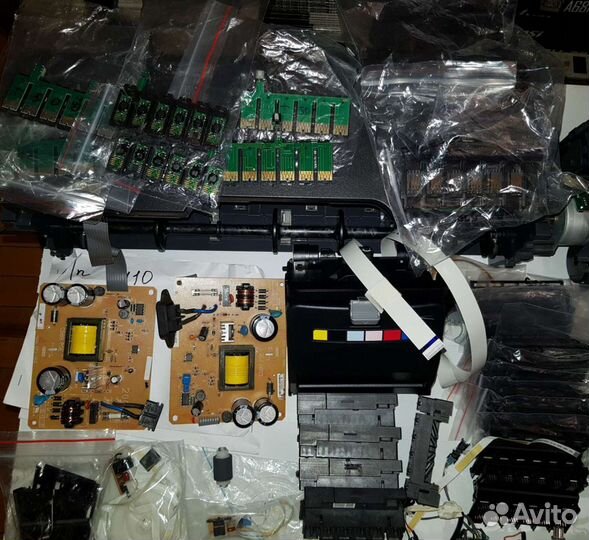 Запчасти на принтера epson форма А3+ Отличное сост