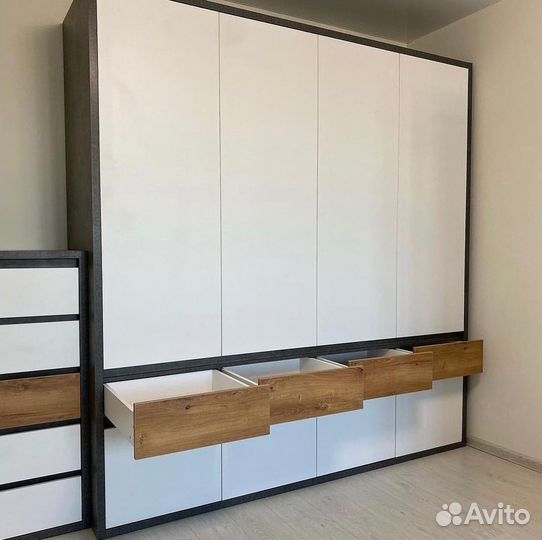 Шкафы на заказ. В любом стиле