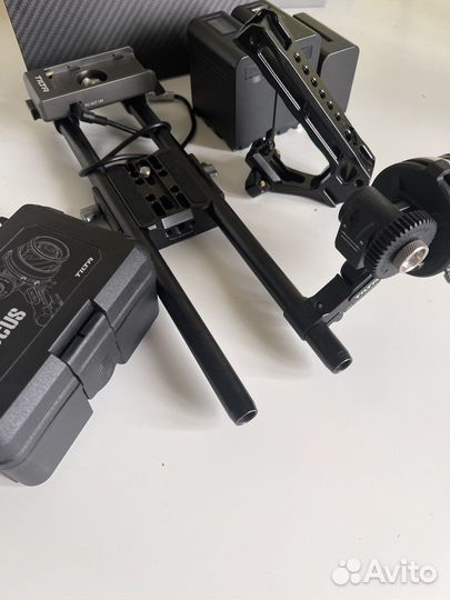 Blackmagic Pocket Cinema Camera 4k + много обвеса