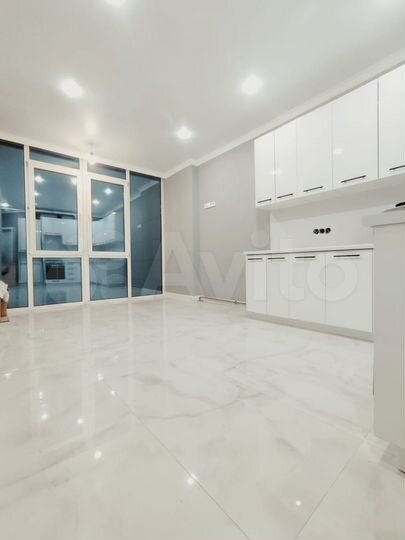 2-к. квартира, 74 м², 10/10 эт.