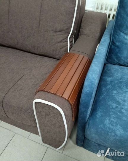 Гибкий столик, накладка на подлокотник дивана