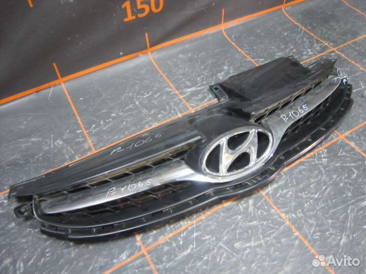 Решетка радиатора - Hyundai Elantra 5