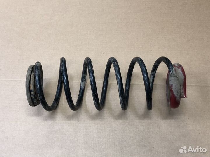 Пружина задняя Мицубиси Кольт