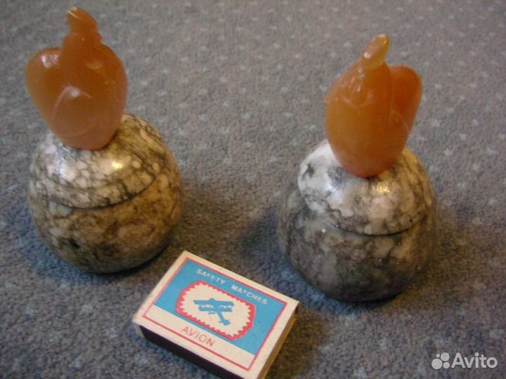 Мраморные чернильницы с крышкой