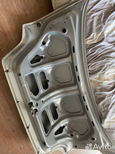 Крышка багажника subaru impreza