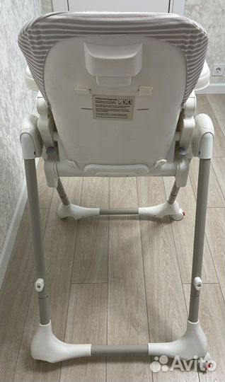 Стульчик для кормления hb