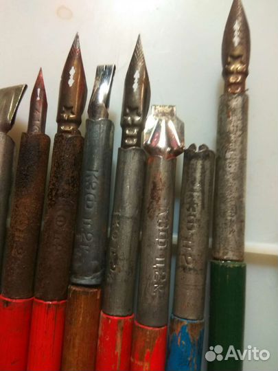 Ручки школьные, перо