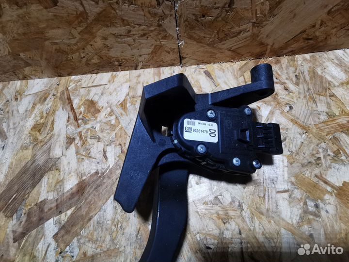 Педаль газа электронная opel meriva A Z16XEP ркпп