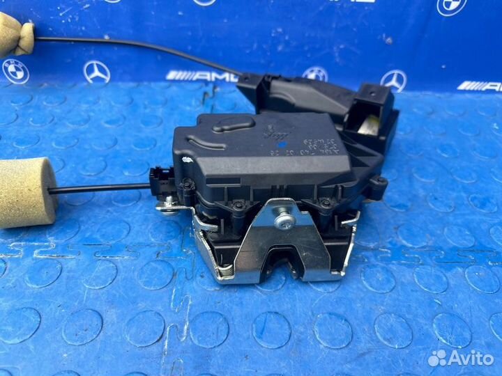 Замок багажника Mercedes-Benz R350 W251 272.967