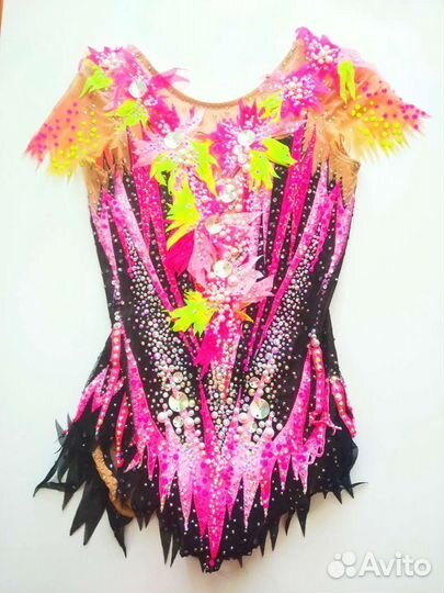 Пошив купальников для гимнасток и акробатов