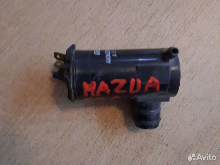 Насос омывателя фар Mazda 626