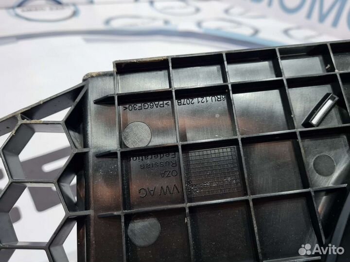 Диффузор вентилятора Volkswagen Polo Skoda Rapid