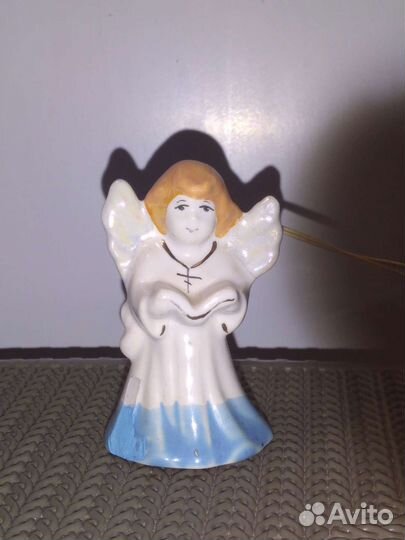 Фарфоровый колокольчик ангелочки