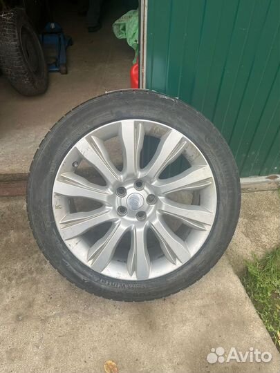 Комплект зимних колес range rover 275/45/R21