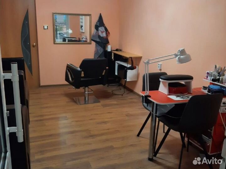 Сдам кресло парикмахера в аренду