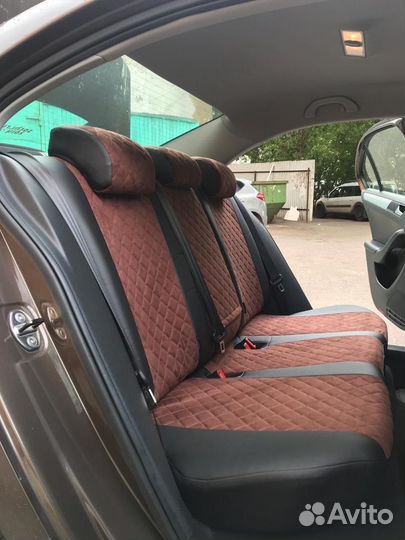 Чехлы Volkswagen Jetta 6 (ромб)