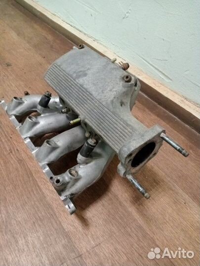 Коллектор впускной Toyota Carina E лифтбэк (T191)