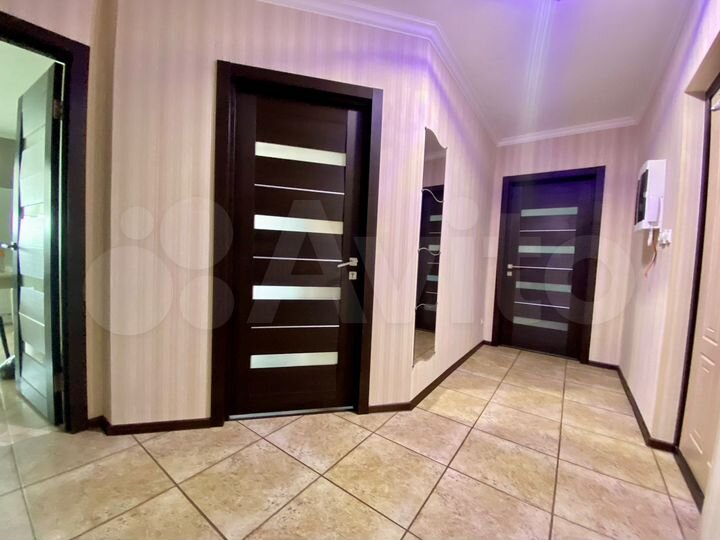 2-к. квартира, 63 м², 12/17 эт.