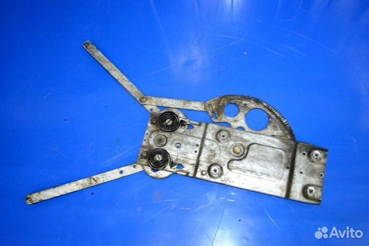 Механизм стеклоподъёмника, правый volvo F12 (01.77