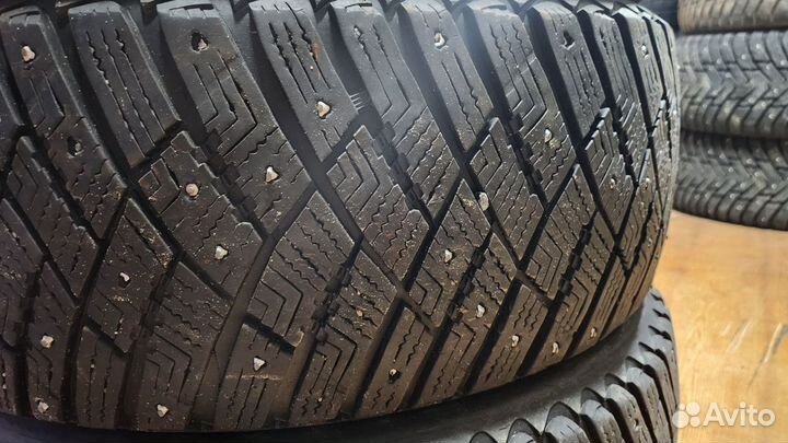 Goodyear UltraGrip Arctic 2 215/55 R17 94T