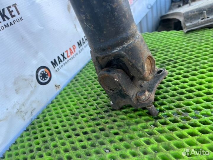 Карданный вал передний Nissan Navara 2.5 DIZ 2008