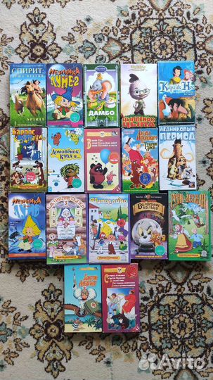 Видеокассеты с детскими мультиками