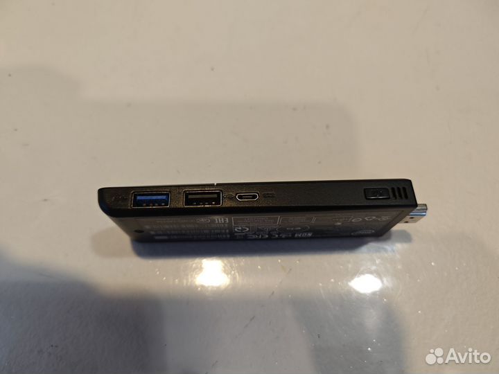 Микрокомпьютер Intel Compute Stick (STK1AW32SC)