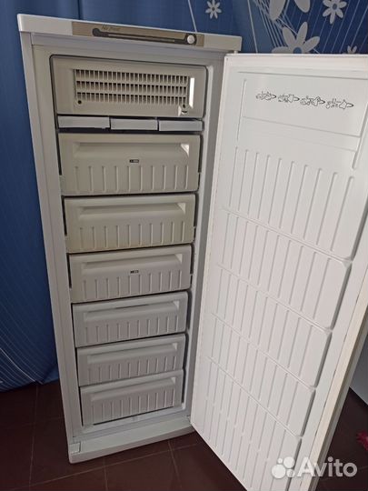 Холодильник морозилка