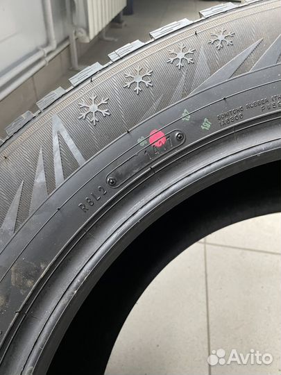 Dunlop Grandtrek Ice 02 245/60 R18 105T