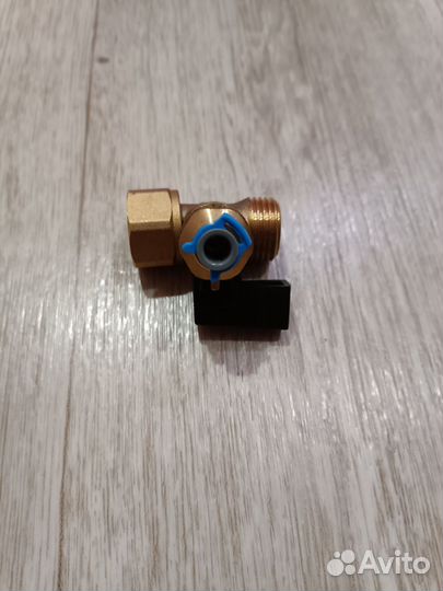 Тройник для питьевого фильтра