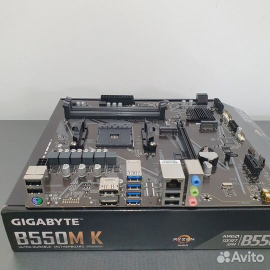 Материнская плата gigabyte B550M K AM4