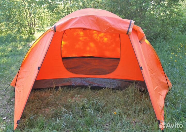 Палатка 4-х местная 210+100х240х130 см