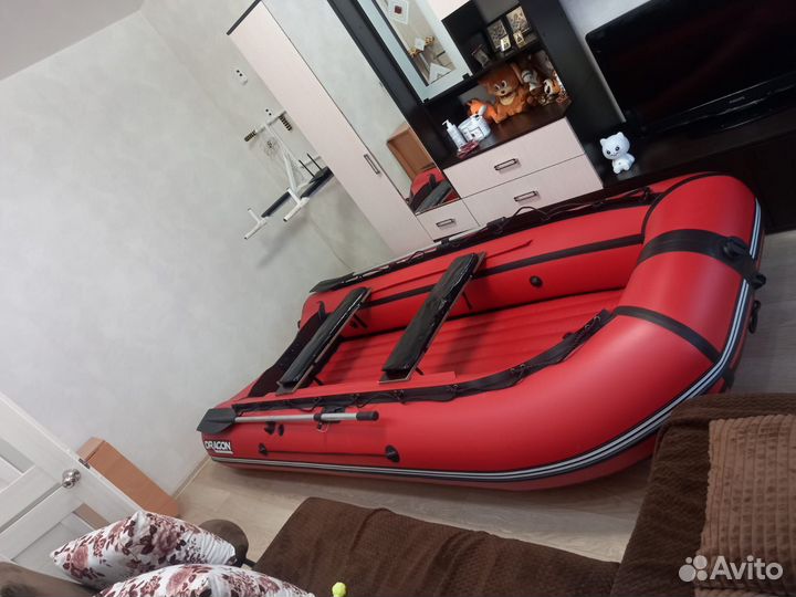 Лодка с мотором