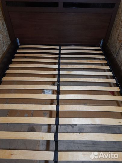 Кровать двухспальная с матрасом бу 160 200