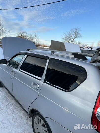 Боковые,Опускные стекла на LADA Priora Универсал