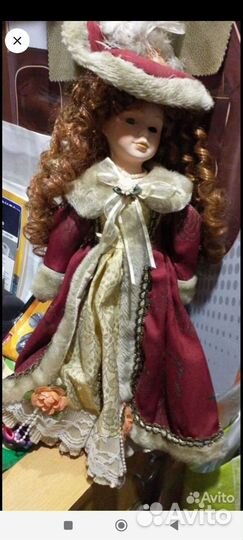 Куколки фарфор