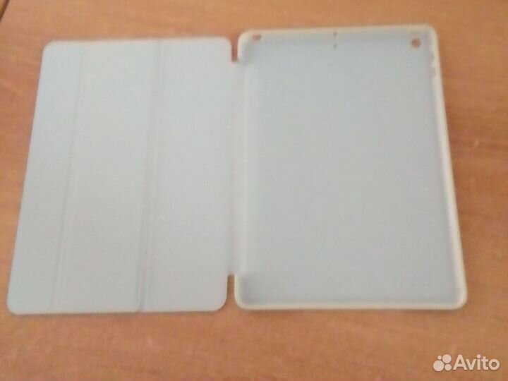 Чехол на iPad (5/6)