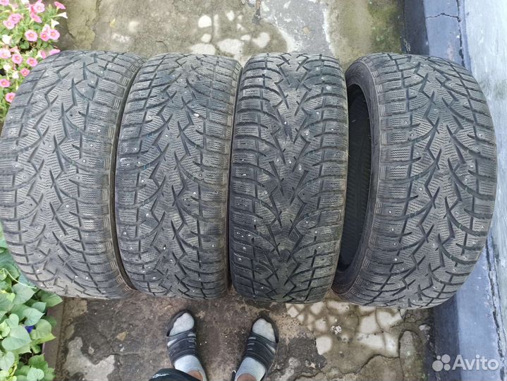 Toyo Observe G3-Ice 235/35 R18